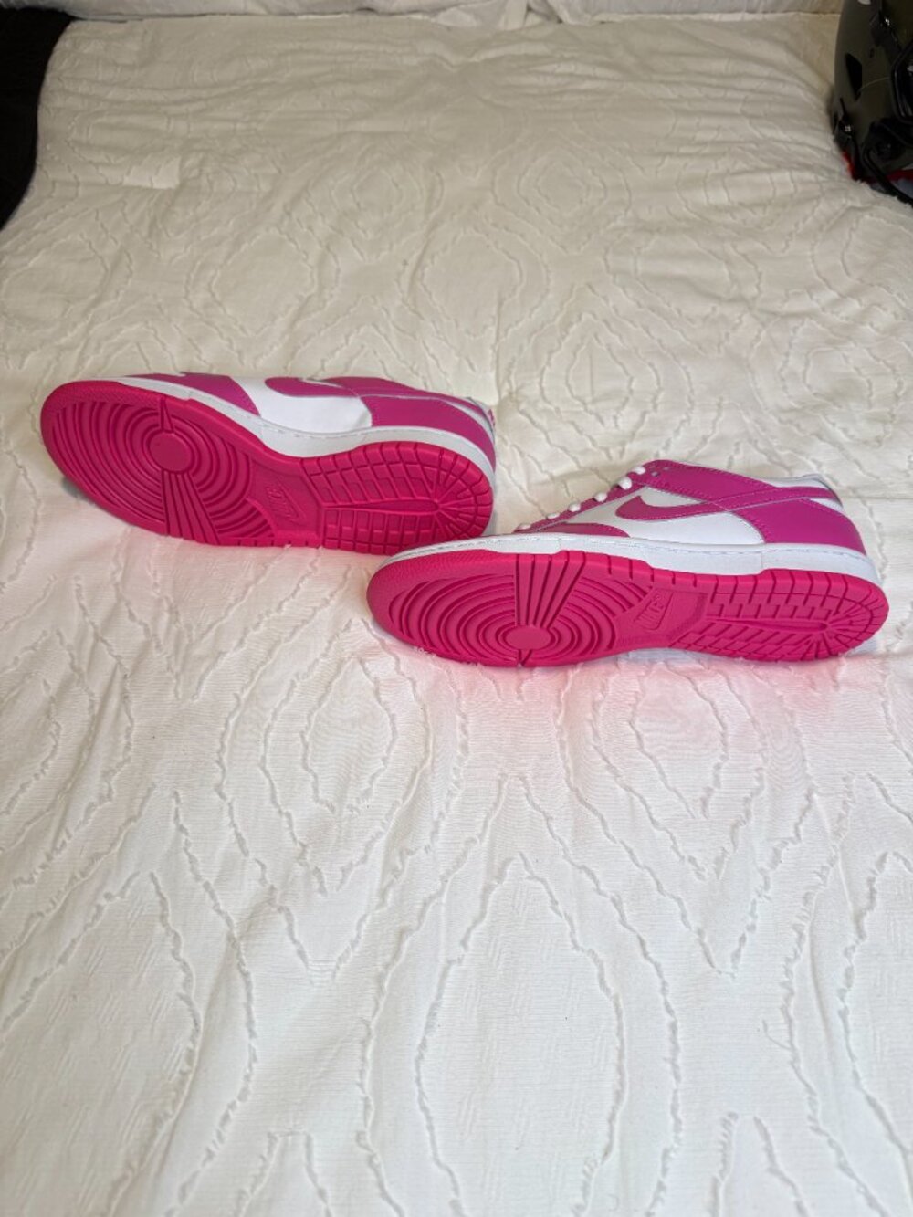 Brand New Nike Pink Panda Low Dunks - Youth 6.5 Very Popular shoe! - Picture 5 of 5